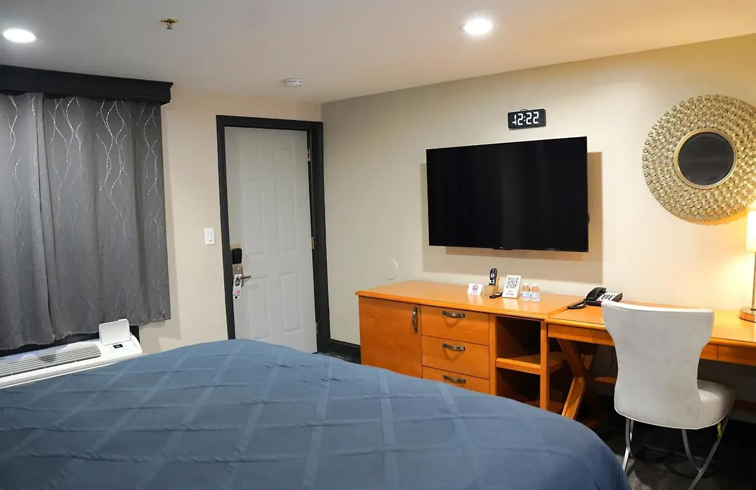 Carrier Motor Lodge-1