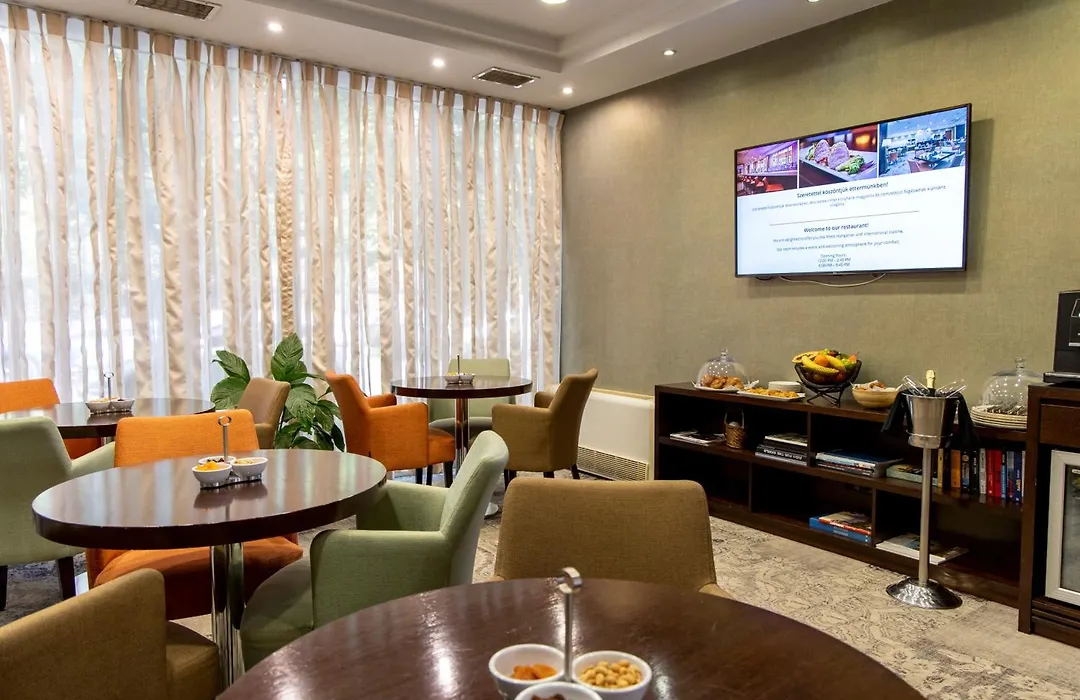 Lion'S Garden Hotel-1