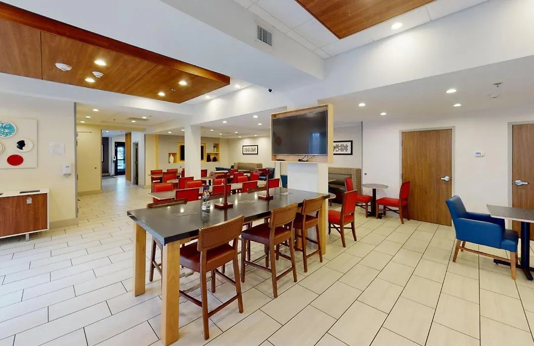 Holiday Inn Express South Burlington By Ihg-1