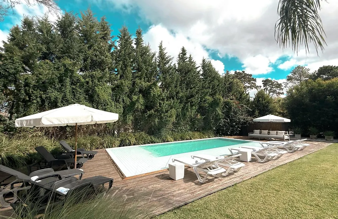 Live Hotel Boutique (Adults Only)-1