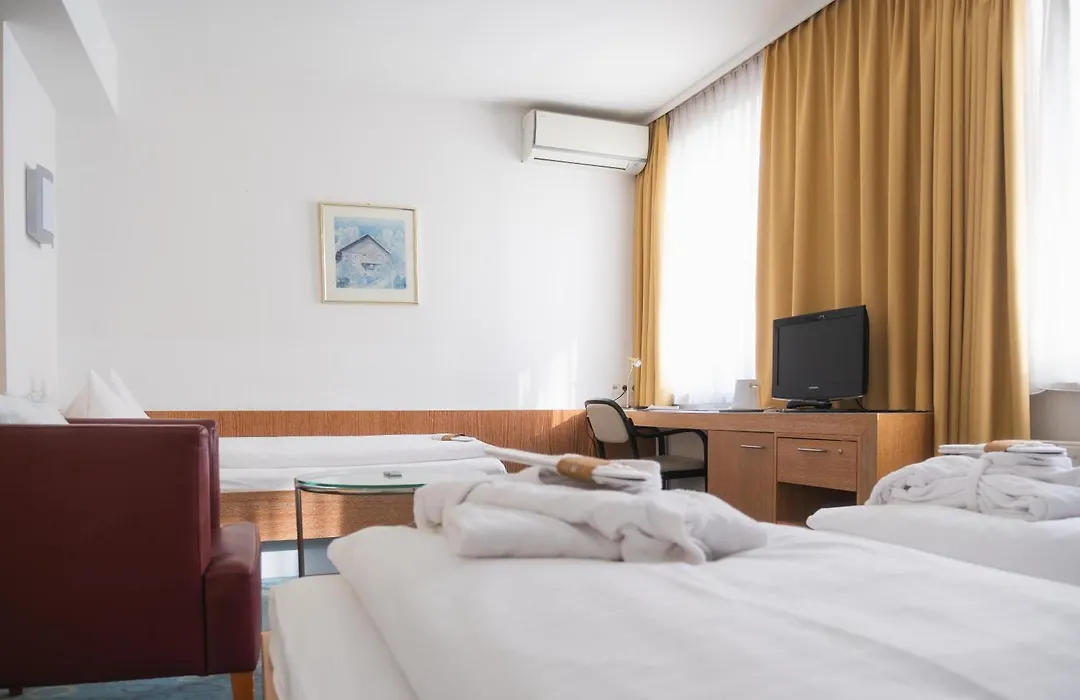 Dom-Hotel-1