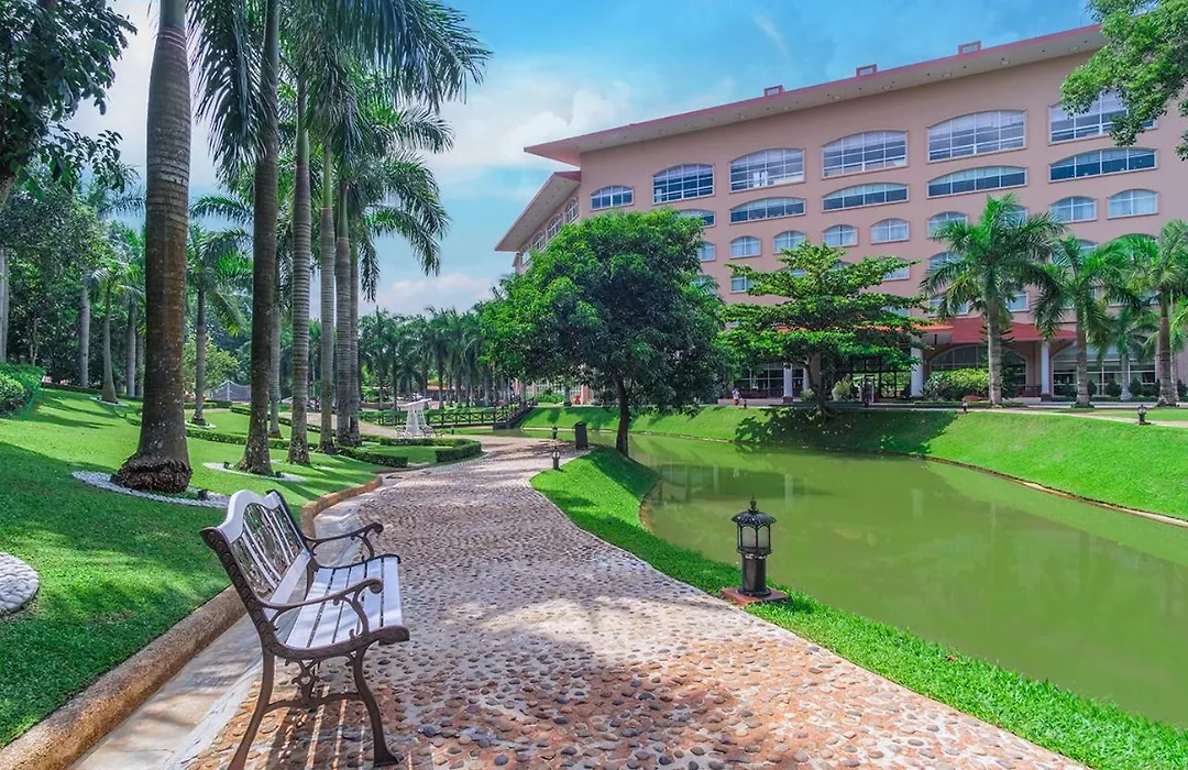 Grand Sultan Tea Resort & Golf-1