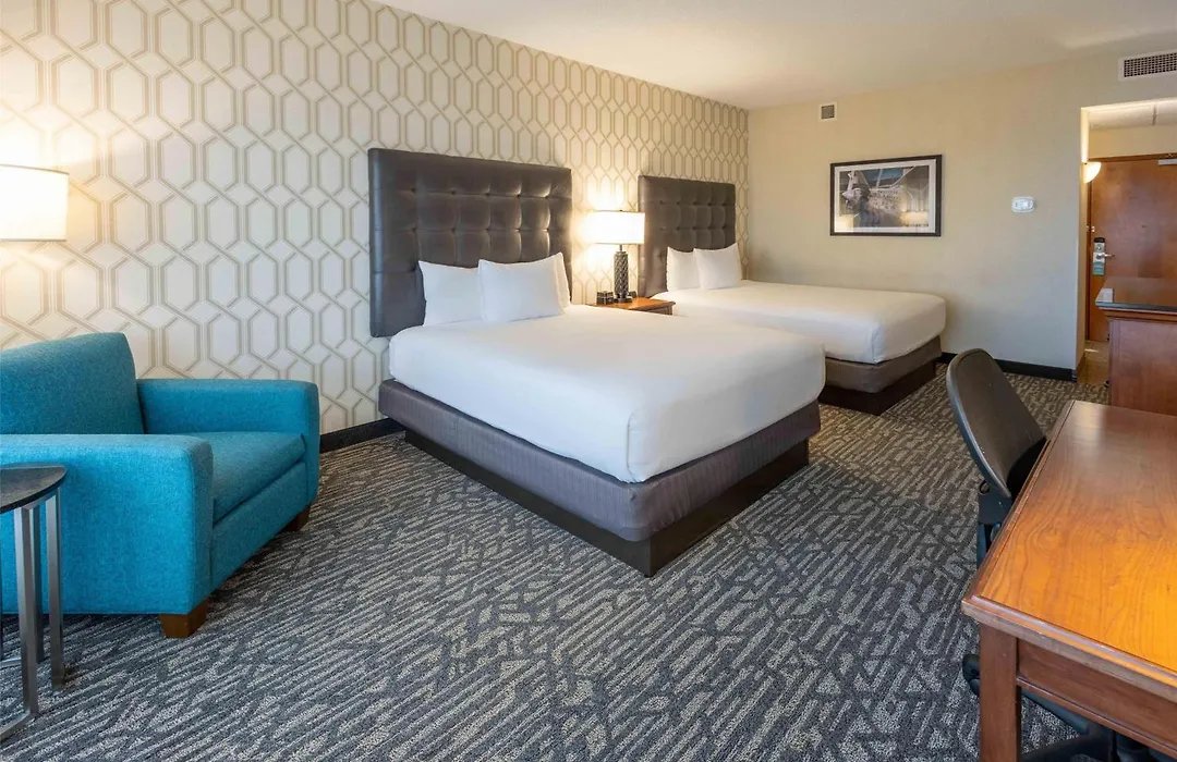 Drury Plaza Hotel St. Louis Chesterfield-1