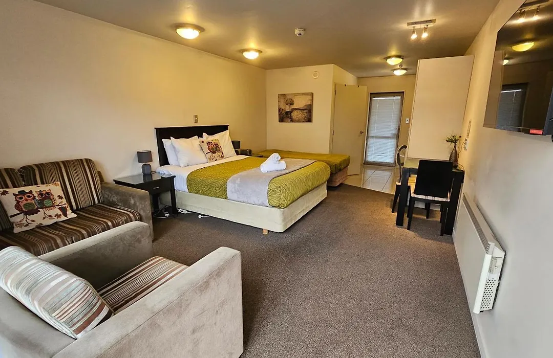 Delago Motel/Apartments-1