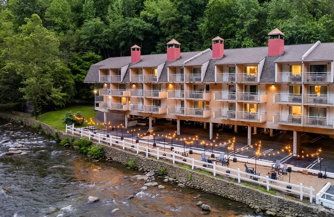 Gatlinburg River Inn-1