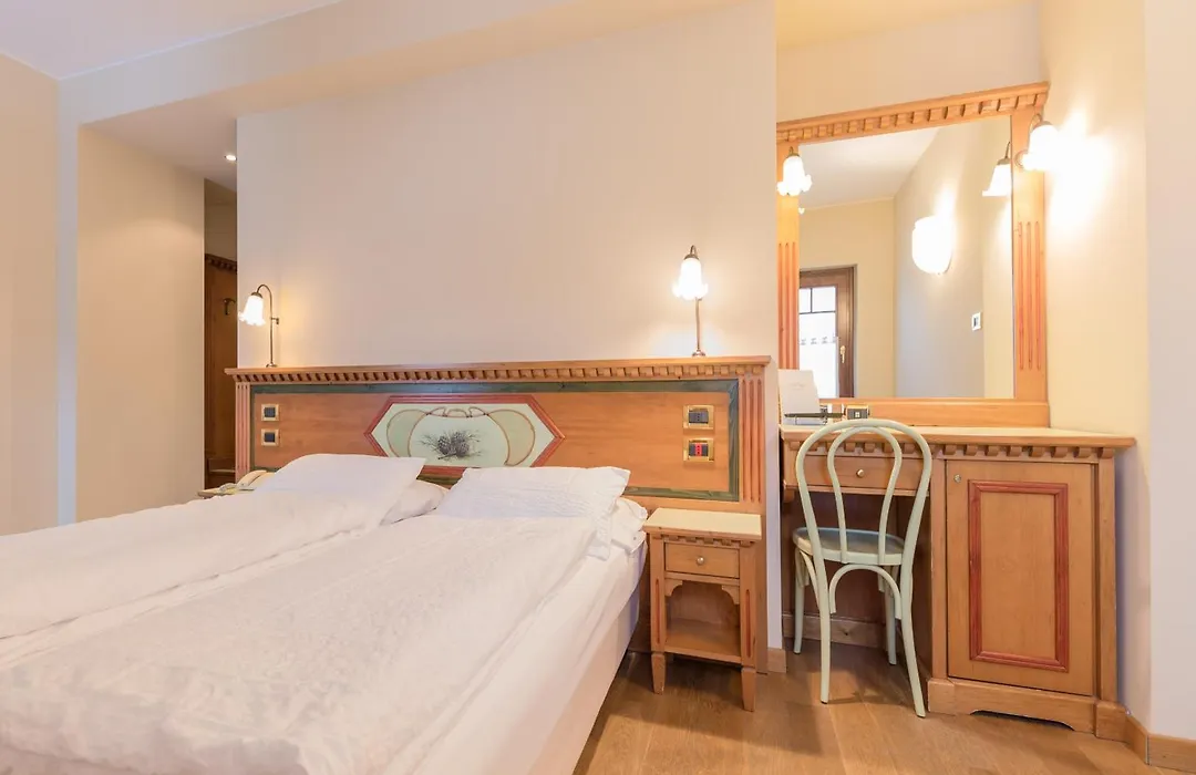 Hotel Ideal-1