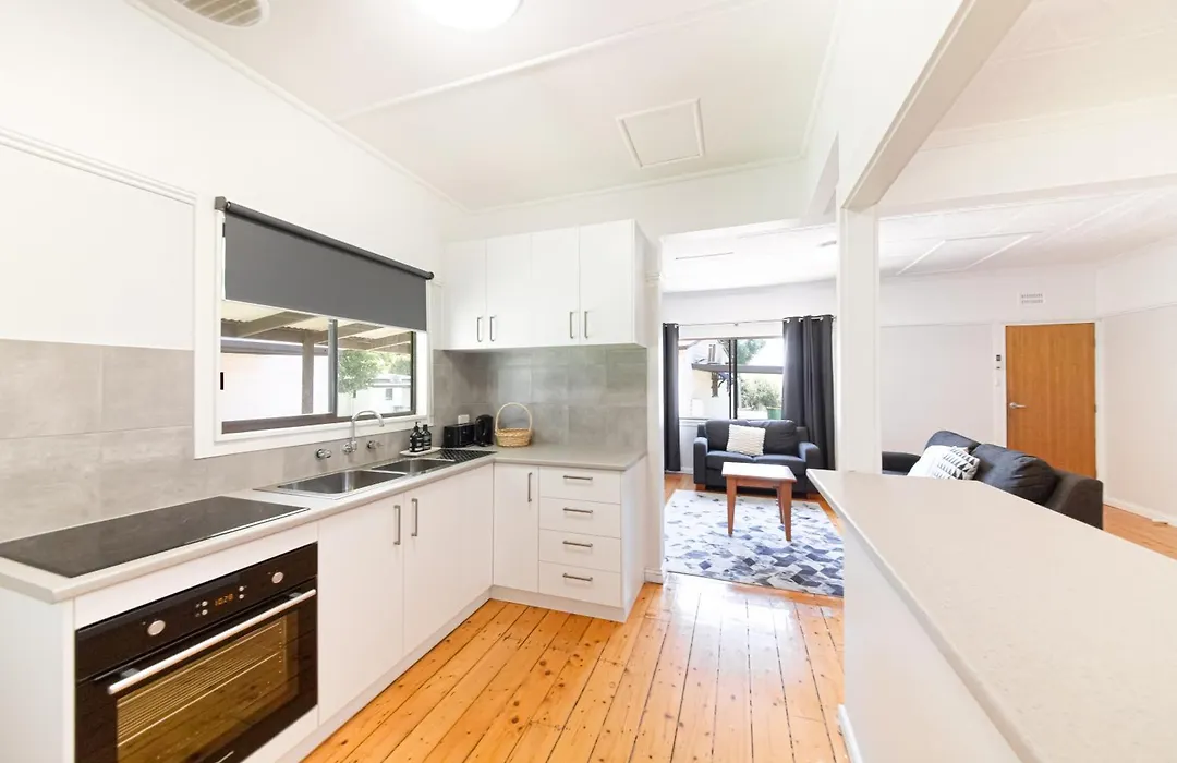 Lake Hume Resort-1