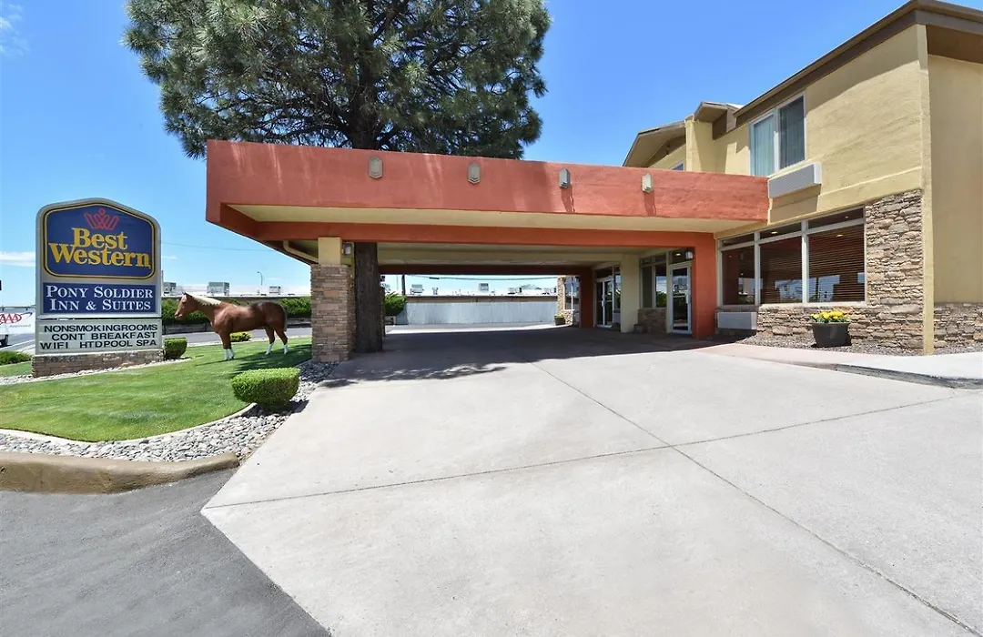 Best Western Pony Soldier Inn & Suites-1