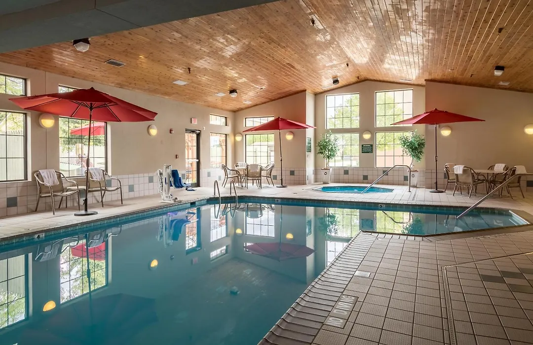 White Pine Inn & Suites-1