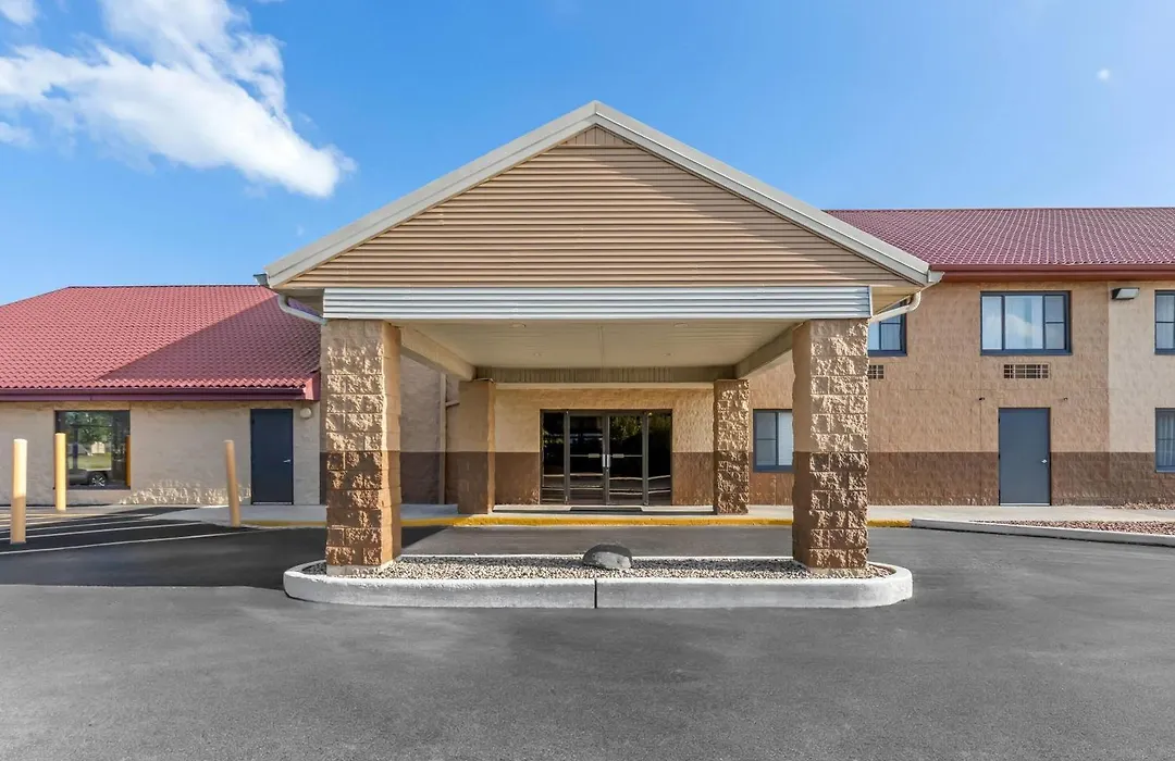 Super 8 By Wyndham Sturtevant Racine-1