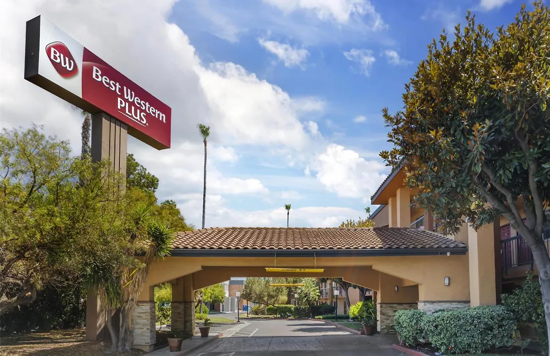 Best Western Plus Pleasanton Inn-1