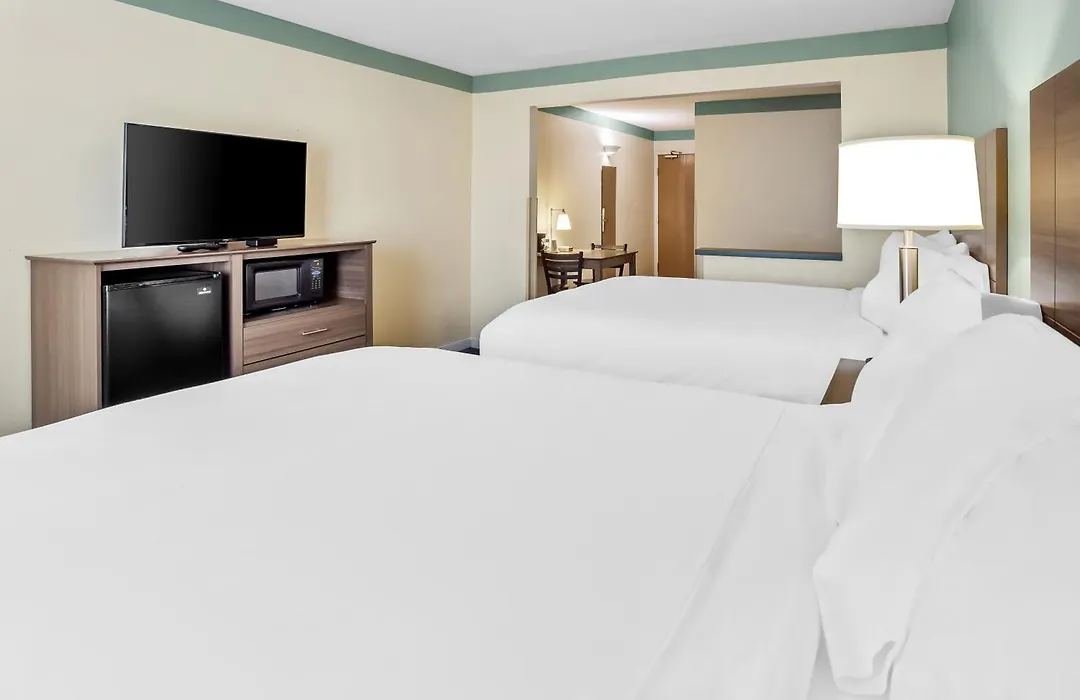 Guesthouse Inn & Suites Kelso/Longview-1