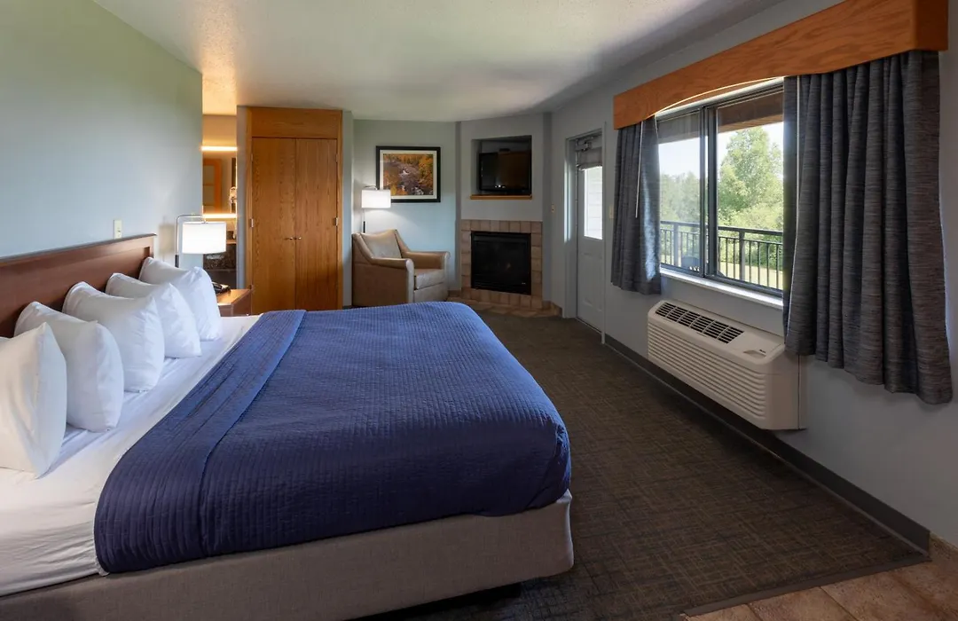 Black Beach Inn By Grandstay-1