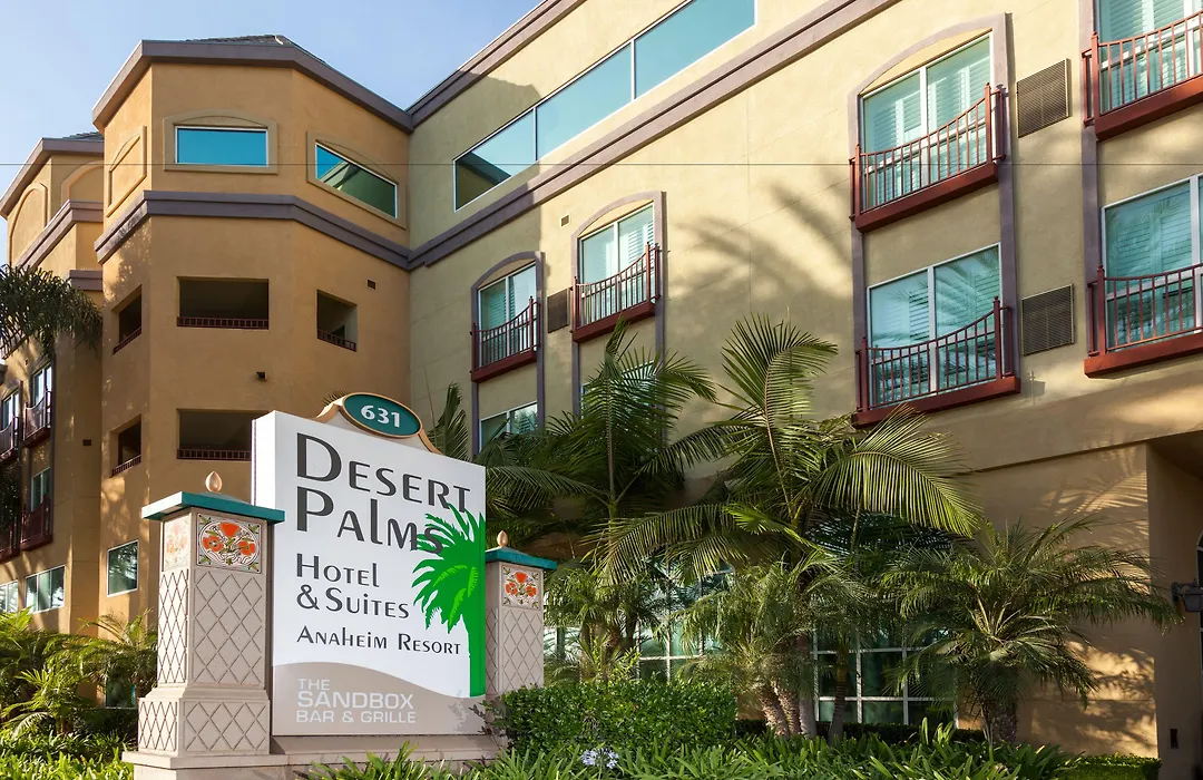Desert Palms Hotel & Suites Anaheim Resort-1