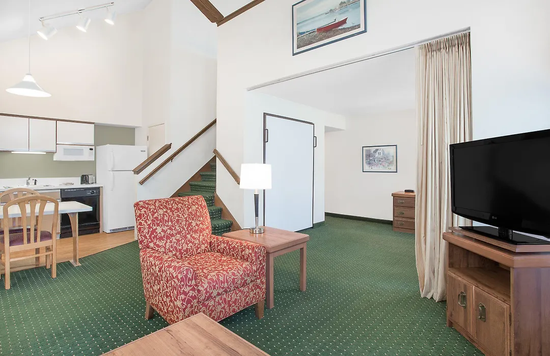Hawthorn Extended Stay By Wyndham Green Bay-1
