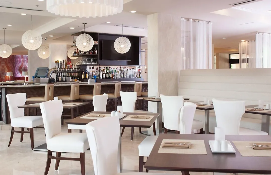 Delta Hotels By Marriott Orlando Lake Buena Vista-1