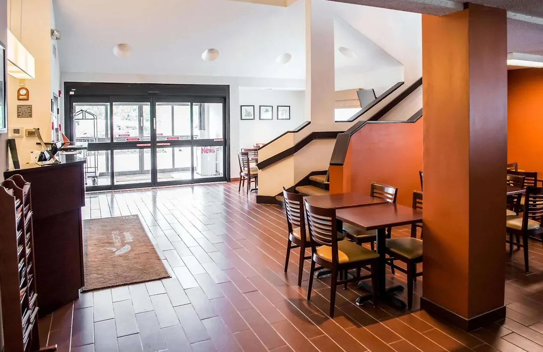 Quality Inn Bridgeport-Clarksburg-1