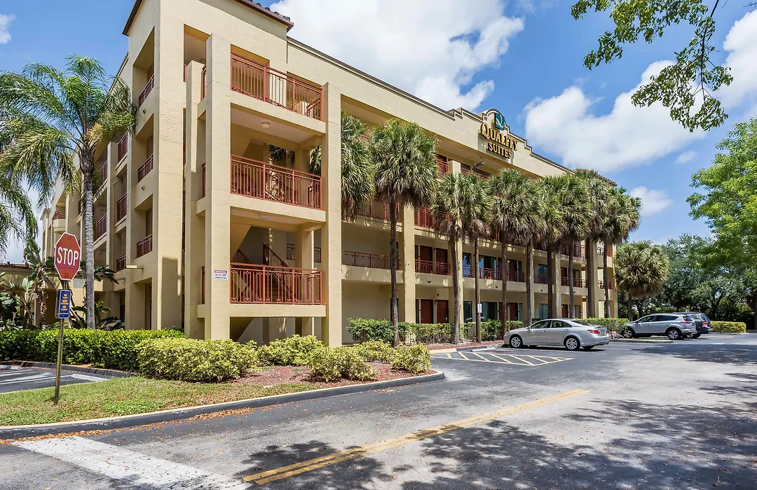 Boca Suites Deerfield Beach; Surestay Collection By BW-1