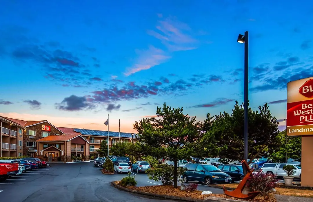 Best Western Plus Landmark Inn-1