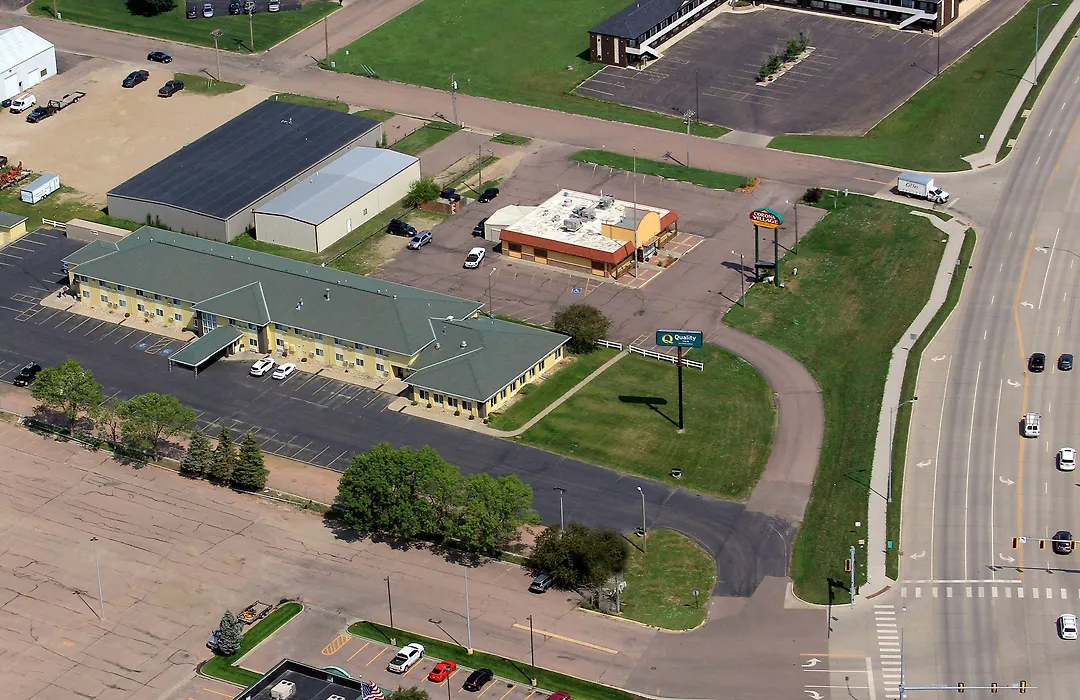 Quality Inn Mitchell I-90-1