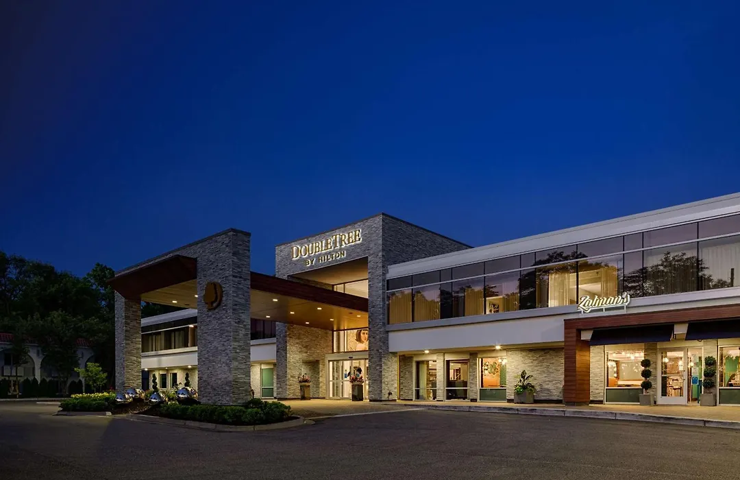 The Kingsley Bloomfield Hills - A Doubletree By Hilton-1