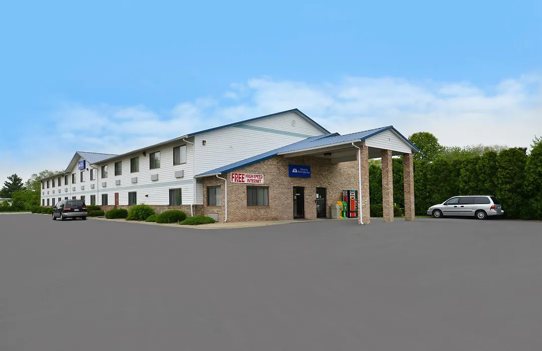 Americas Best Value Inn Champaign-1