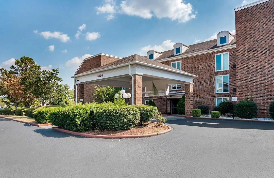 Baymont By Wyndham Montgomery Al-1