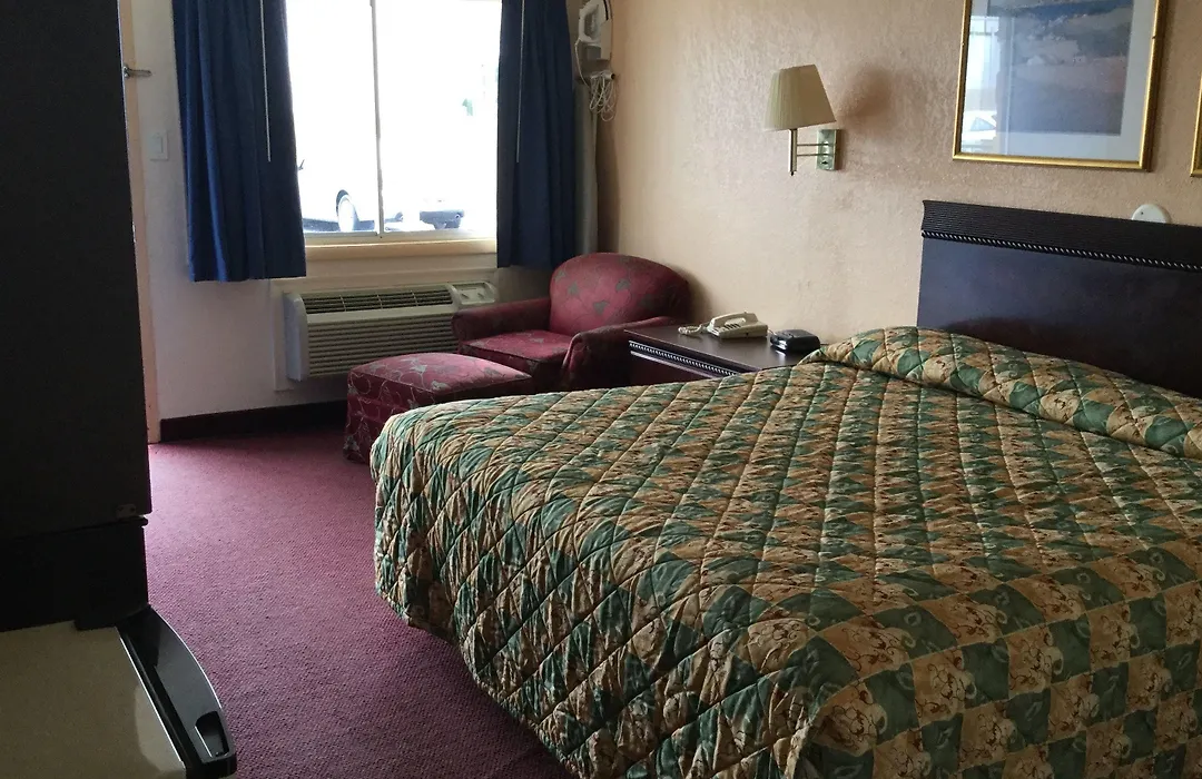 Belmont Inn And Suites-1