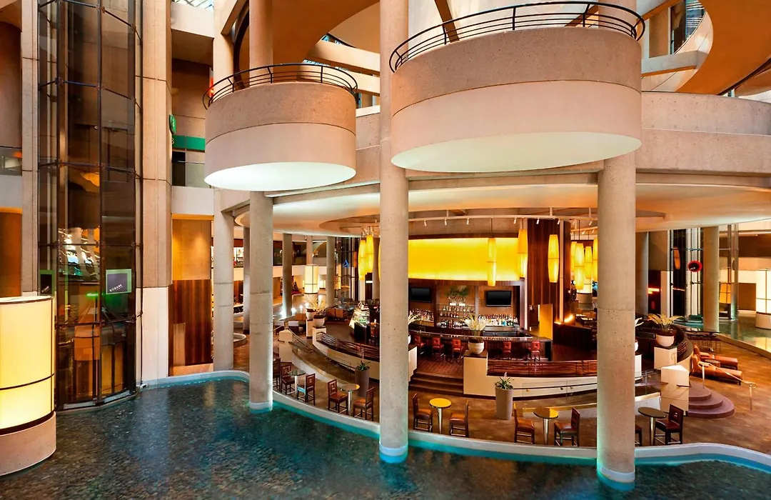 The Westin Bonaventure Hotel & Suites, Los Angeles-1