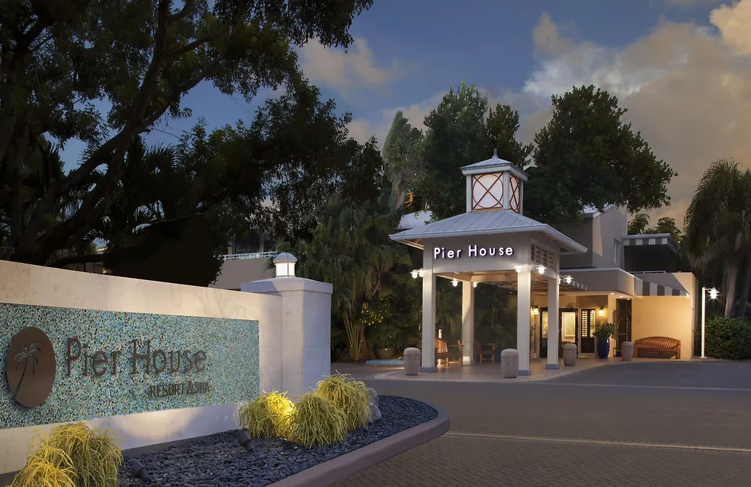 Pier House Resort&Spa-1