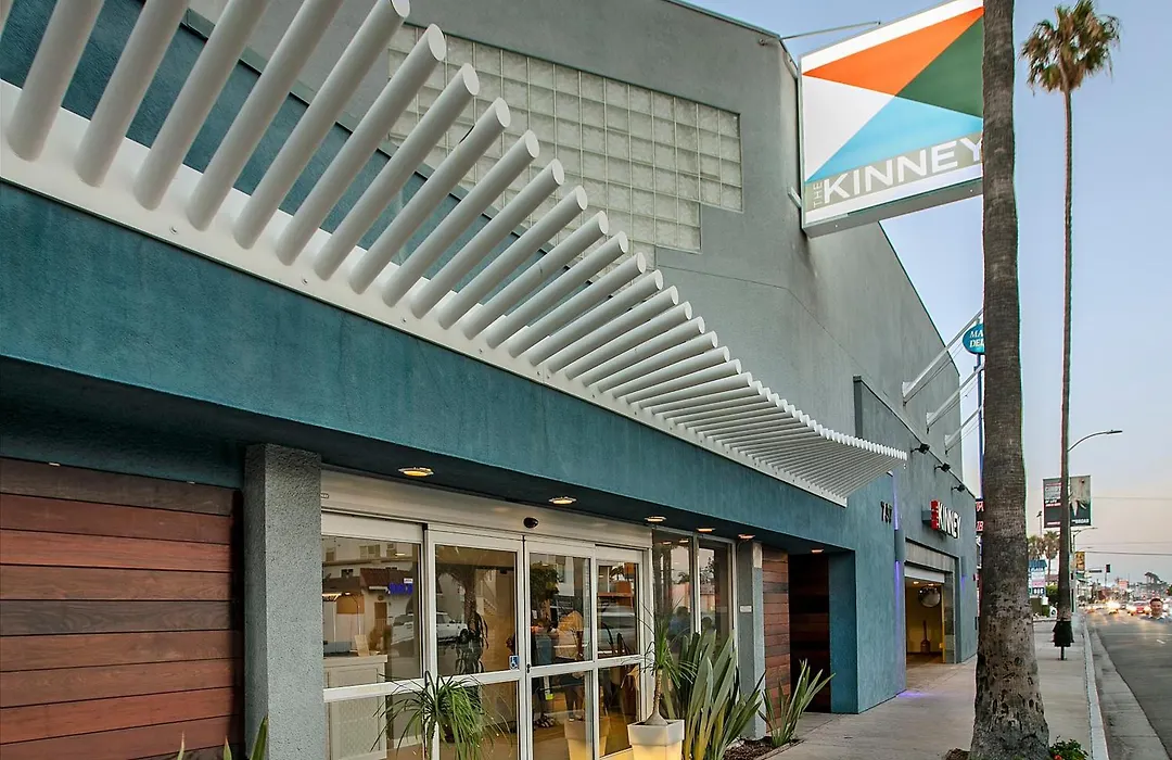 The Kinney - Venice Beach-1