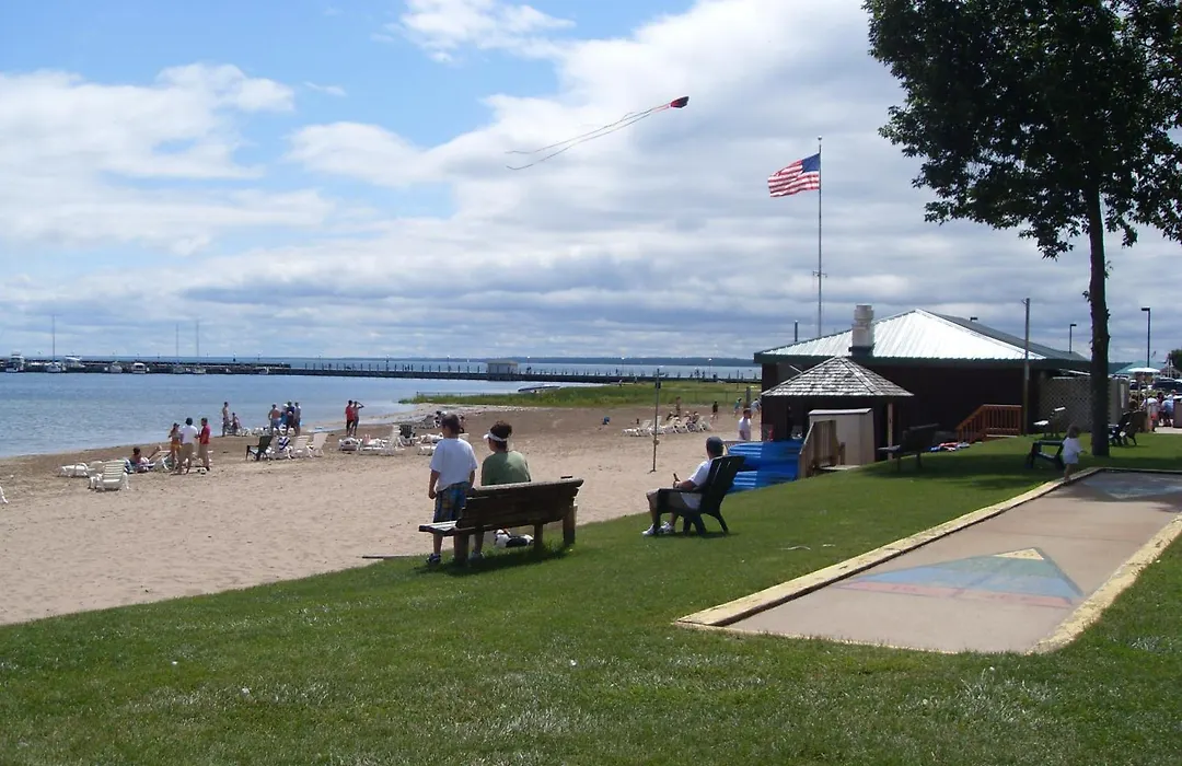 Tawas Bay Beach Resort & Conference Center-1
