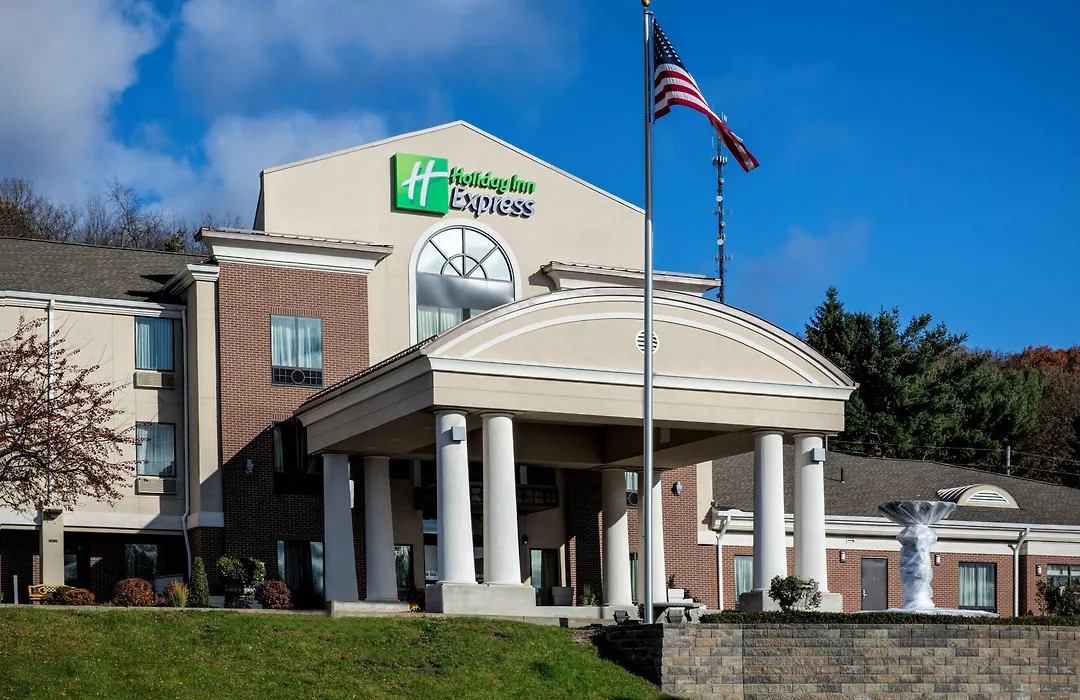 Holiday Inn Express Meadville-1