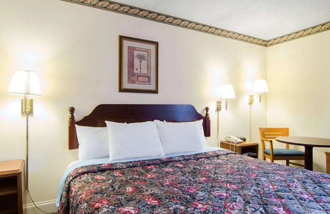Rodeway Inn Norcross-1
