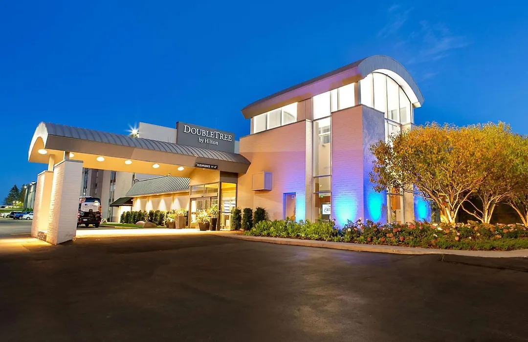 Doubletree By Hilton Roseville Minneapolis-1