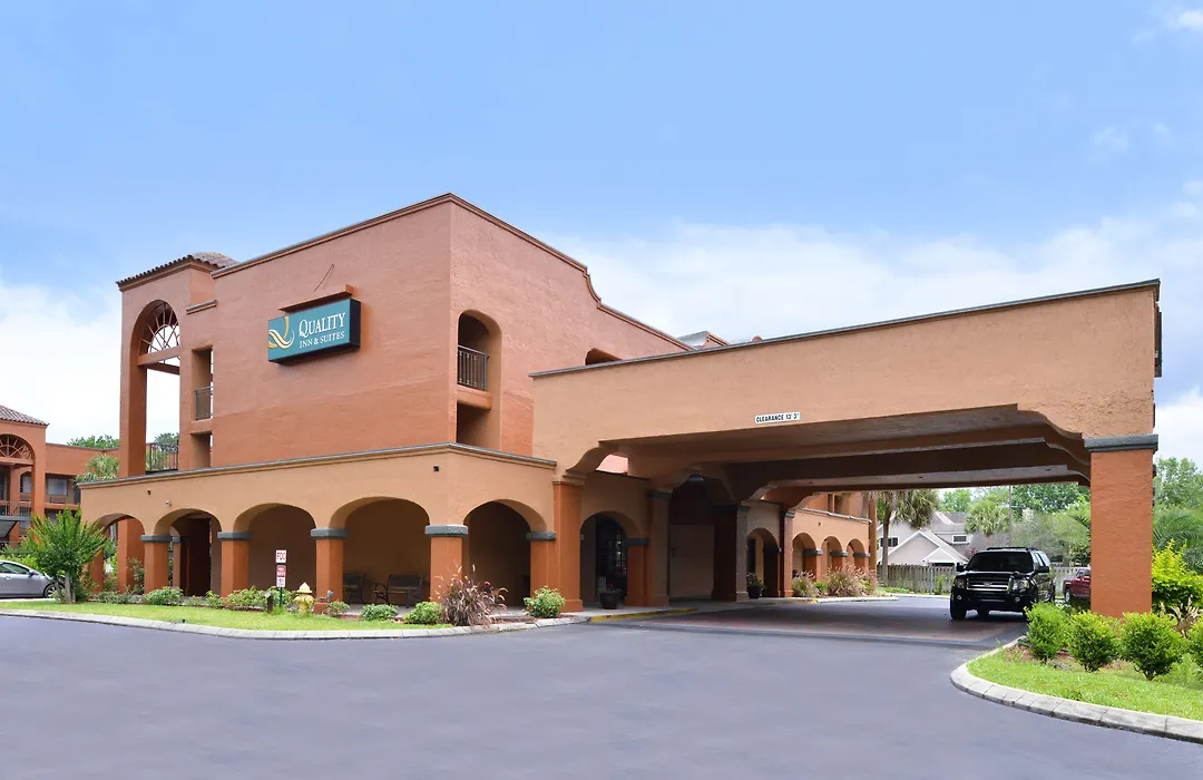 Quality Inn & Suites Jacksonville-Baymeadows-1