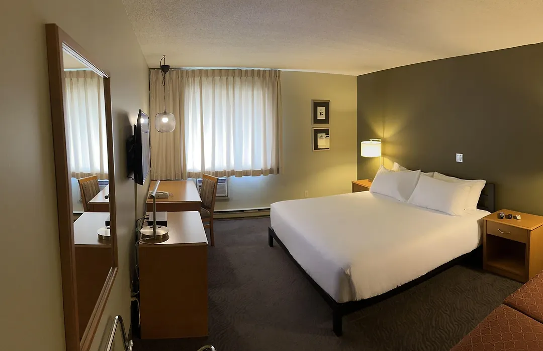 Heritage Inn Hotel & Convention Centre - Cranbrook-1