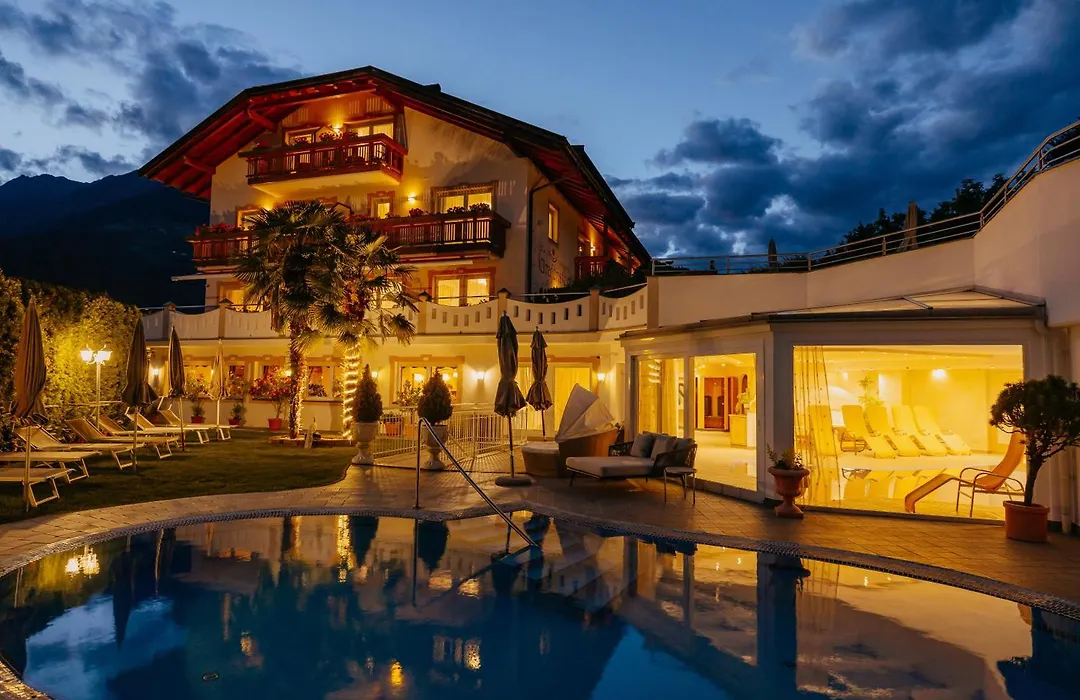 Adults only Hotel Grafenstein-1