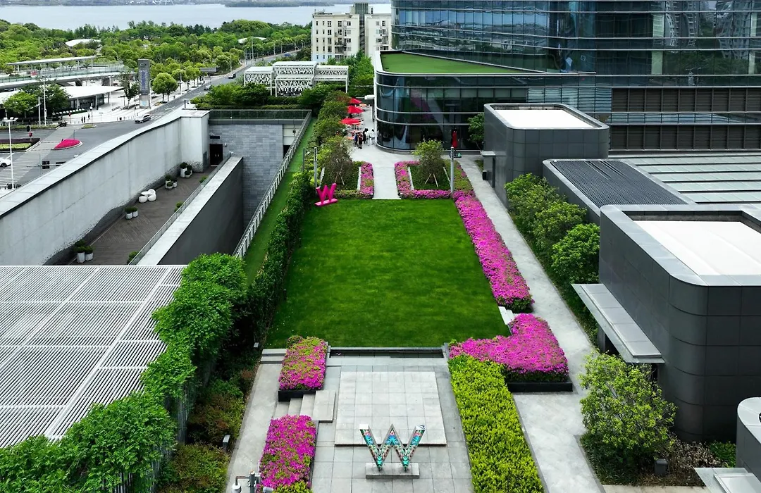 W Suzhou - Jinji Lake-1