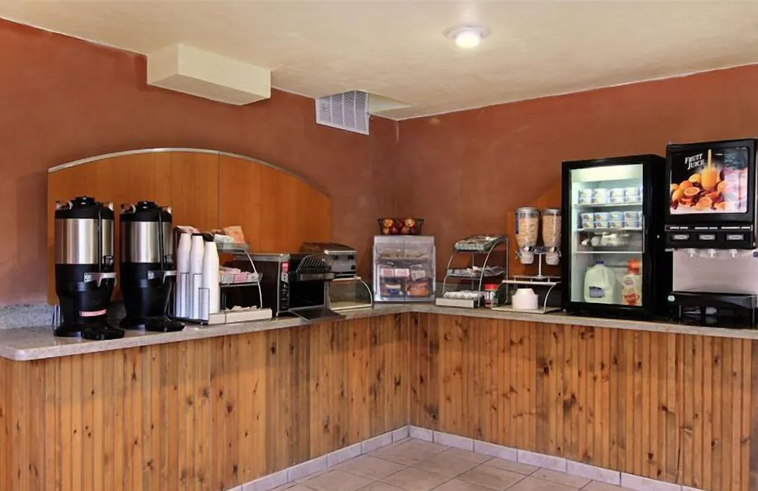 Ruidoso Mountain Inn-1