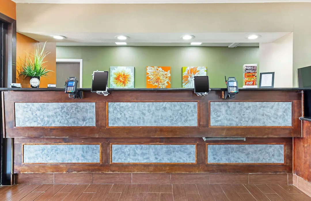 Best Western Inn & Suites New Braunfels-1