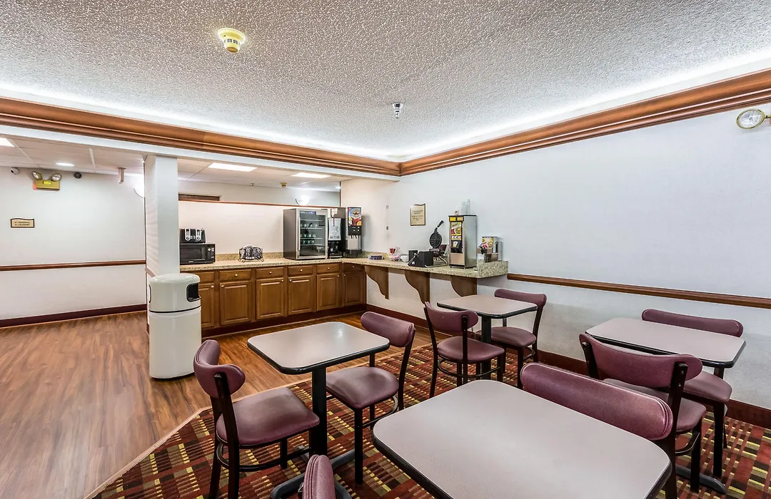 Econo Lodge Shelbyville-1