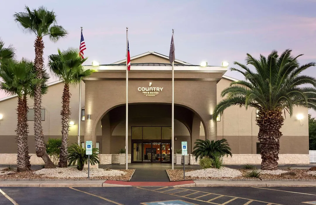 Country Inn & Suites By Radisson, San Antonio Lackland Afb - Seaworld Area-1
