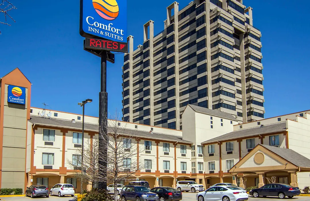 Comfort Inn & Suites Love Field-Dallas Market Center-1