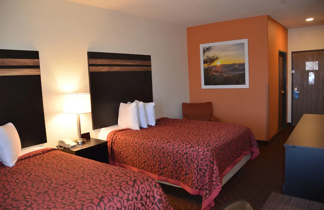 Days Inn & Suites By Wyndham Tucson/Marana-1