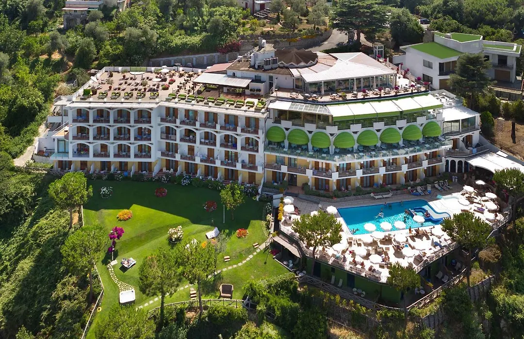 Grand Hotel President-1