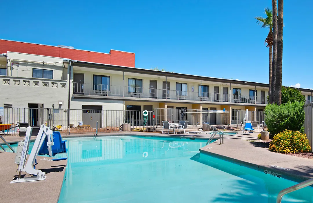 Red Roof Inn Tucson Downtown - University-1