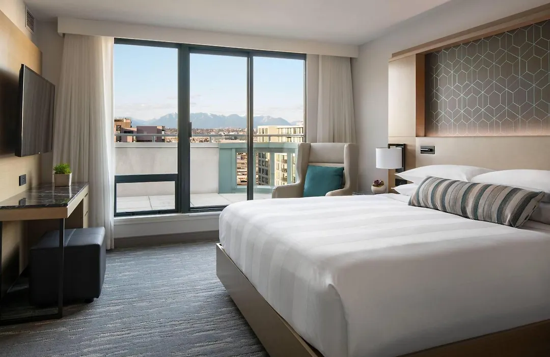 Vancouver Airport Marriott Hotel-1