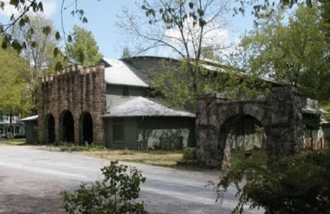 The Smoke House Lodge-1