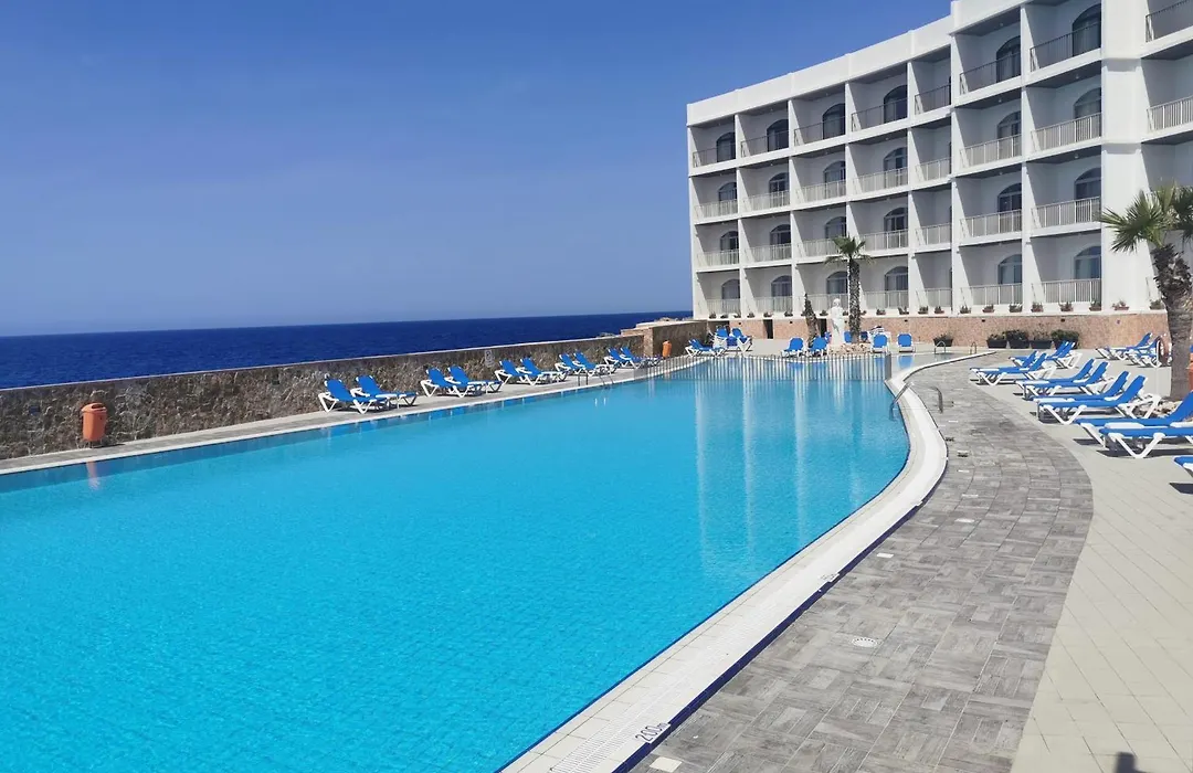 Paradise Bay Resort-1